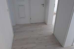 Erstbezug! Top-Kernsanierte 3- Zi.-Wohnung im 1. OG mit Balkon in Bonn- Zentrum Provisionsfrei! – 53113 Bonn-Zentrum, Bonn – Vorschaubild 14