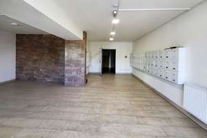 Ideale Singlewohnung für Pendler, Senioren & Studenten + Balkon + Einbauküche + Aufzug!!! – Ernst-Thälmann-Straße 2, 4571 Rötha – Vorschaubild 2