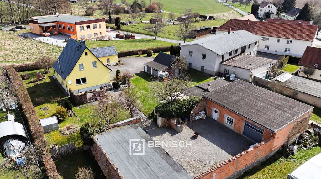 Immobilie in Priestewitz - Wo Ihre Leidenschaft Raum findet: Gepflegtes Familienidyll mit beeindruckender Halle für Visionäre - Bild 1