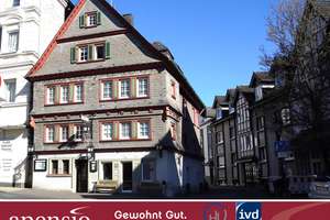 apensio -GEWOHNT GUT-: charmante 3-Zimmer Wohnung in der historischen Altstadt