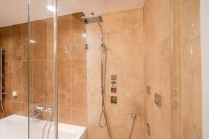 Top-Lage, Großzügigkeit, Rheinblick, TG, Aufzug, Concierge: Begeisterndes Domizil – Die vollständige Adresse der Immobilie erhältst du vom Anbieter., 40213 Altstadt, Düsseldorf – Vorschaubild 29