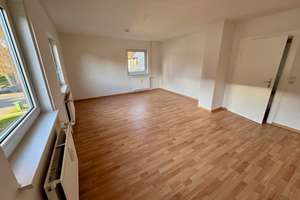 Charmante, frisch renovierte 2-Zimmer-Wohnung in ruhiger Lage von Salzgitter-Gebhardshagen – Sandgrubenweg 36, 38229 Gebhardshagen, Salzgitter – Vorschaubild 2