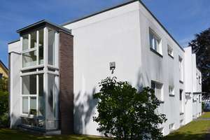 Lichtdurchflutete Eigentumswohnung mit Garage in gefragter Wohnlage von Hamburg-Duvenstedt – Mesterbrooksweg 2, 22397 Duvenstedt, Hamburg – Vorschaubild 2