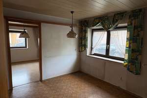 Haus mit Potential in Pocking
 – Die vollständige Adresse der Immobilie erhältst du vom Anbieter., 94060 Pocking – Vorschaubild 5