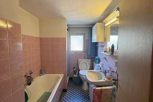 Zweifamilienhaus mit großem Garten und Entwicklungspotenzial in Bad Salzuflen zu verkaufen! – Die vollständige Adresse der Immobilie erhältst du vom Anbieter., 32107 Bad Salzuflen – Vorschaubild 5