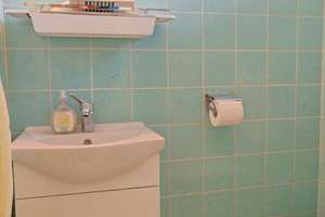 Winkelbungalow mit Wohlfühlcharakter auf großem Grundstück im schönen Lichtenrade – Die vollständige Adresse der Immobilie erhältst du vom Anbieter., 12305 Lichtenrade, Berlin – Vorschaubild 8