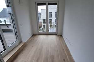 Außergewöhnlicher Neubau, 6-Zimmer-Doppelhaushälfte 3 Terrassen – Schmetterlingsstraße 7 b, 85551 Kirchheim bei München – Vorschaubild 20