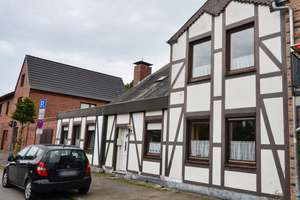 🏡 Einfamilienhaus in Laboe – Sanierungsobjekt mit Ausbaupotenzial 🌊 2. Reihe zum Strand – Die vollständige Adresse der Immobilie erhältst du vom Anbieter., 24235 Laboe – Vorschaubild 2