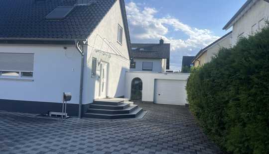 Bild von Geräumiges, gepflegtes 5,5-Zimmer-Haus mit gehobener Innenausstattung in Kelsterbach