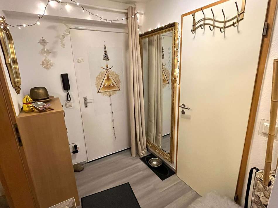 Flur  Souterrain Hobbyraum