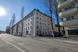 * Schwabing * Ab sofort * 3 Zimmer * 2er WG geeignet * Wohnzimmer * Balkon * – Leopoldstrasse 105, 80802 Münchner Freiheit, München – Vorschaubild 2