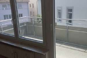 Attraktive 3-Zimmer-Wohnung mit 2 Balkonen in einem Mehrfamilienhaus am Kursaal in Bad Cannstatt – Die vollständige Adresse der Immobilie erhältst du vom Anbieter., 70372 Kurpark, Stuttgart – Vorschaubild 10