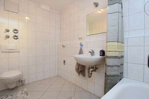 3-Zimmer-Hochparterre-Wohnung mit Balkon in Stuttgart-Mitte – Die vollständige Adresse der Immobilie erhältst du vom Anbieter., 70182 Diemershalde, Stuttgart – Vorschaubild 17