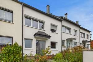 Charmantes Reihenmittelhaus - Familienidylle in beliebter Lage! – Die vollständige Adresse der Immobilie erhältst du vom Anbieter., 44269 Benninghofen, Dortmund – Vorschaubild 1