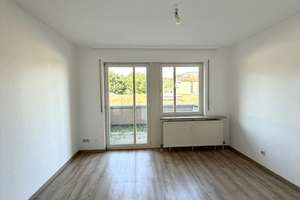 Schönes Apartment in bester Lage – Die vollständige Adresse der Immobilie erhältst du vom Anbieter., 76139 Waldstadt, Karlsruhe – Vorschaubild 3
