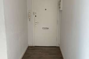 Gemütliche 1-Zimmerwohnung mit Balkon in Fuhlsbüttel – Erdkampsweg 27, 22335 Fuhlsbüttel, Hamburg – Vorschaubild 2