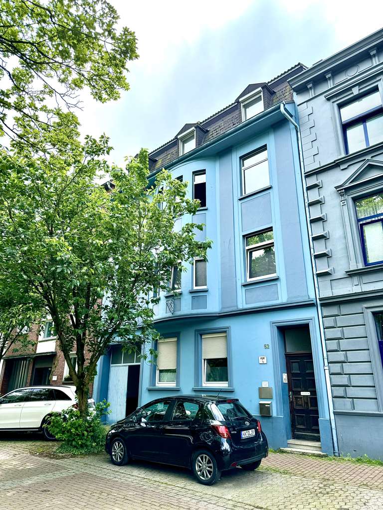 Attraktives Mehrfamilienhaus mit Mietsteigerungspotenzial in Viersen