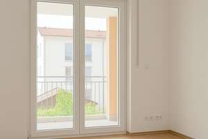  Schöne 2 Zi-Wohnung mit großer Loggia – Die vollständige Adresse der Immobilie erhältst du vom Anbieter., 82140 Olching – Vorschaubild 3