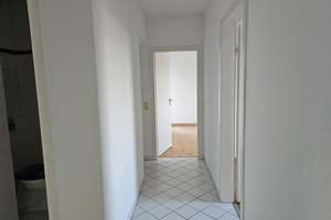 Charmante, familienfreundliche 4-Zimmer-Wohnung mit Loggia & Garage in begehrter Lage am Südklinikum – Die vollständige Adresse der Immobilie erhältst du vom Anbieter., 90473 Langwasser Südost, Nürnberg – Vorschaubild 18