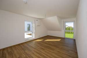 Top moderne, neue Doppelhaushälfte KFW40 inkl. Garten, Carport, Geräteraum und 2 Stellplätze – Zum Moos 7, 87772 Pfaffenhausen – Vorschaubild 10