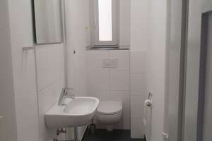 S-West - Neu renoviert! Große 3-Zimmer-WHG mit EBK u. kleinem Balkon 2.OG – Reinsburgstr. 150, 70197 Rotebühl, Stuttgart – Vorschaubild 19