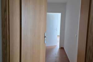 2-Zimmer EG, offene Küche, Dusche/WC, frisch renoviert  – Schillerstraße 25, 16928 Pritzwalk – Vorschaubild 2