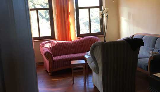 Bild von Wohnen im Fachwerkhaus. 3 Wohneinheiten. Attraktiver Teilausbau. Großer Obstgarten. Ruhige Ortslage.