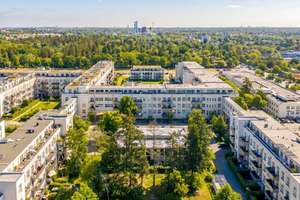 Modern, gepflegt und sofort bezugsfrei – 2-Zimmer-Wohnung mit Terrasse und toller Küche – Die vollständige Adresse der Immobilie erhältst du vom Anbieter., 14167 Lichterfelde, Berlin – Vorschaubild 2