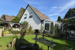 *Wohnen mit Flair* Charmantes Einfamilienhaus mit  idyllischem Traumgarten! – Borken (Kreis) – Vorschaubild 4