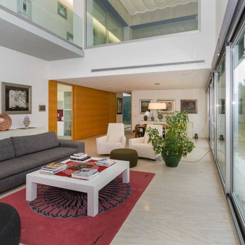 CHALET DE LUJO CON TODAS LAS COMODIDADES