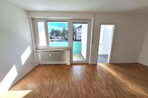 Helles 1-Zimmer Appartement mit Balkon in Hochzoll Nord zu vermieten – Karwendelstraße  86, 86163 Hochzoll-Nord, Augsburg – Vorschaubild 1