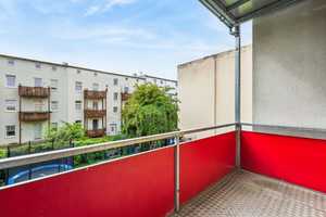EINBAUKÜCHE VORHANDEN: 1 Raum-Wohnung mit Balkon - Magdeburg, Fermersleben – Fermersleben, Magdeburg, 39122 Magdeburg – Vorschaubild 1