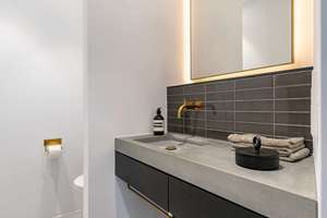 Property thumbnail 10