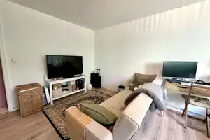 Schöne Lage am Ostpark München-Ramersdorf. 2.Zi.- Whg. mit Balkon und TG-Stellplatz. – München – Vorschaubild 1