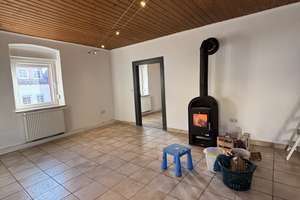 Wohnen mit Wohlfühlfaktor - Mietshaus frisch renoviert, mit Garten und Wintergarten  – Hochwaldstraße 82, 66954 Windsberg, Pirmasens – Vorschaubild 8