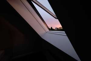 Seltene Endetage in Adresslage als Maisonette-Wohnung mit Blick auf den Fernsehturm – Parkallee 13, 20144 Harvestehude, Hamburg – Vorschaubild 3
