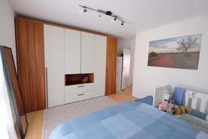 Wohnen mit Charakter: Helle 3-Zimmer-Dachgeschosswohnung in Eschborn – Am Burggraben 7C, 65760 Eschborn – Vorschaubild 4
