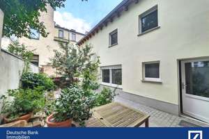  Charmantes Reihenmittelhaus mit neuem Anbau – Die vollständige Adresse der Immobilie erhältst du vom Anbieter., 4808 Wurzen – Vorschaubild 1