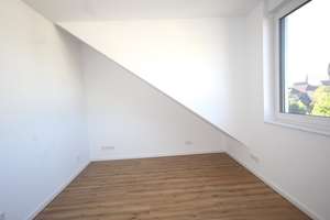 Moderne Dachgeschosswohnung mit Loggia in Düsseldorf-Derendorf – Blumenthalstraße 7, 40476 Derendorf, Düsseldorf – Vorschaubild 7