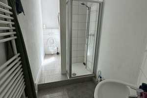 Moderne Altbauwohnung mit zwei Balkonen und Einbauküche – Zietenring 17, 65195 Wiesbaden – Vorschaubild 3