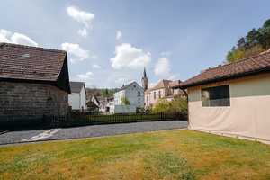 Ihr Wohnglück im Grünen - Zweifamilienhaus mit großem Grundstück, 2 Garagen & Apartment – Aschaffenburg (Kreis) – Vorschaubild 23