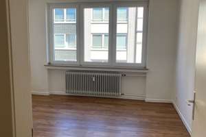 Grafenberg, 2 Zi.-Wohnung mit SW-Balkon, Küche - von Privat – Pöhlenweg 19, 40629 Ludenberg, Düsseldorf – Vorschaubild 4