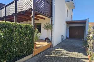 TOP Modernisiertes Haus mit herrlichem Garten - Direkt einziehen – Die vollständige Adresse der Immobilie erhältst du vom Anbieter., 71254 Ditzingen – Vorschaubild 1
