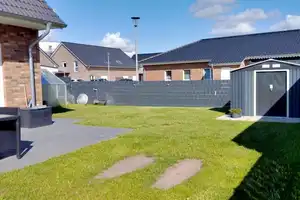 Perfekt für Ihre Familie - großzügiges Haus in ruhiger und kinderfreundlicher Lage! – Triftweg 56, 21706 Stade (Kreis) – Vorschaubild 2