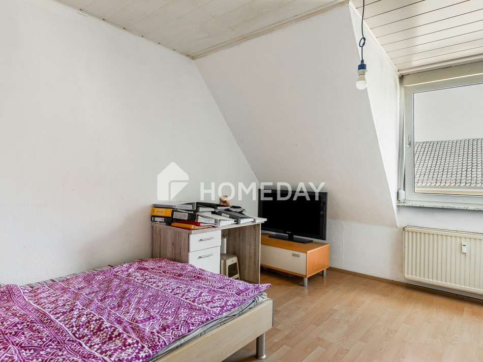 Schlafzimmer 1