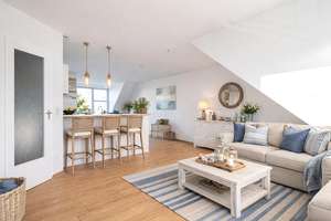 Logenplatz an der Trave - Helle großzügige 1-Zimmerwohnung  zwischen Natur und Hafenflair – Alte Werft 16, 23570 Travemünde, Lübeck – Vorschaubild 2