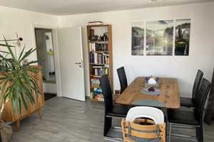 Gut geschnittene, sehr helle 3-Zimmer-Wohnung mit Balkon in Stuttgart – Stuttgart – Vorschaubild 4