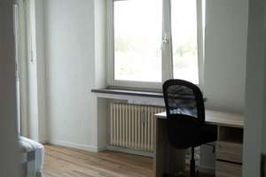 Gemütliche möblierte 1-Zimmer-Wohnung mit Küche  – Lützowstraße 1, 86167 Lechhausen-West, Augsburg – Vorschaubild 4