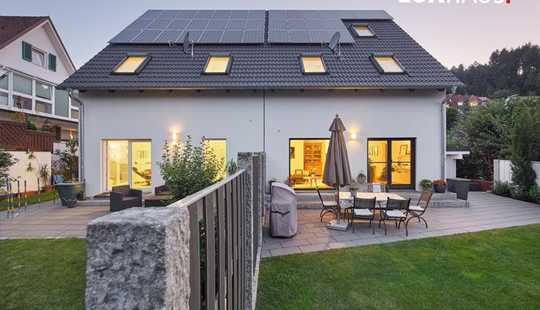 Bild von Moderne Doppelhaushälfte in Baulücke zentrale Lage