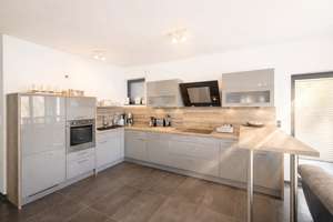 Exklusives Haus am Hainer See mit Steg & Garten – Die vollständige Adresse der Immobilie erhältst du vom Anbieter., 4575 Neukieritzsch – Vorschaubild 8